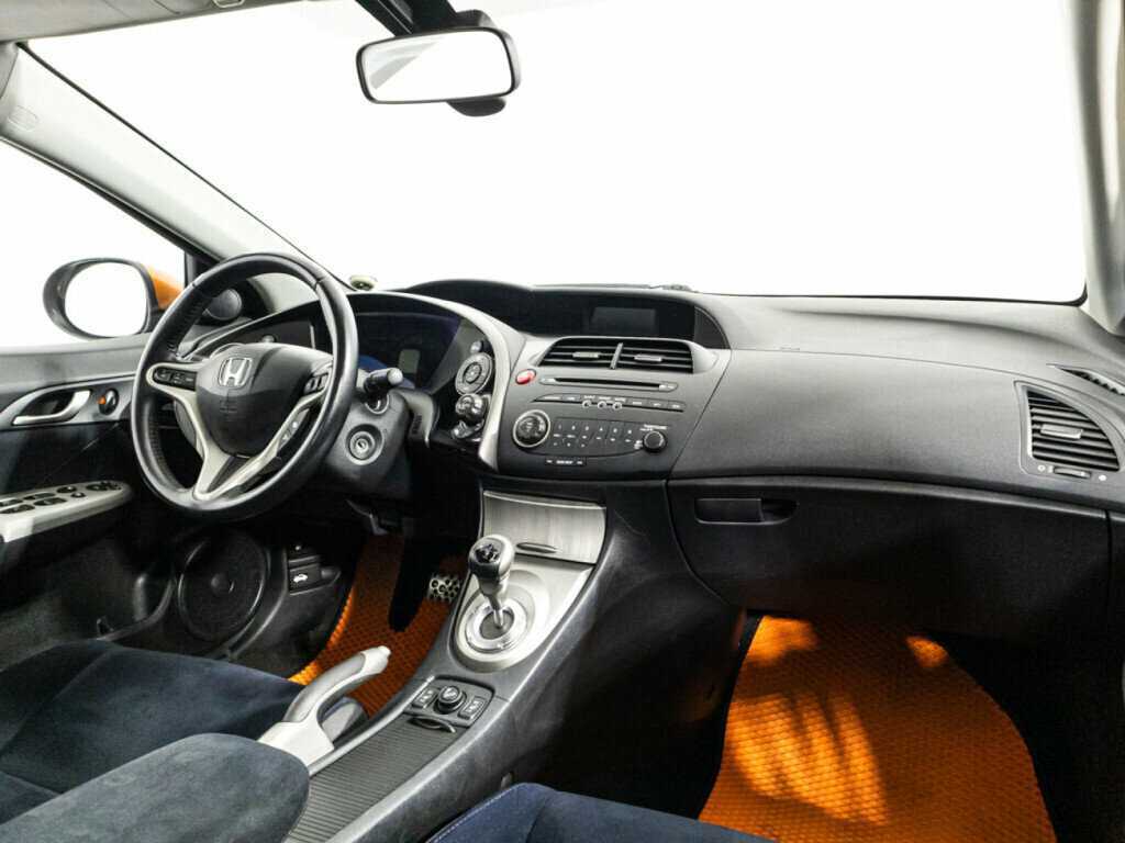 Honda Civic с пробегом — 2008 год. Фото: #8