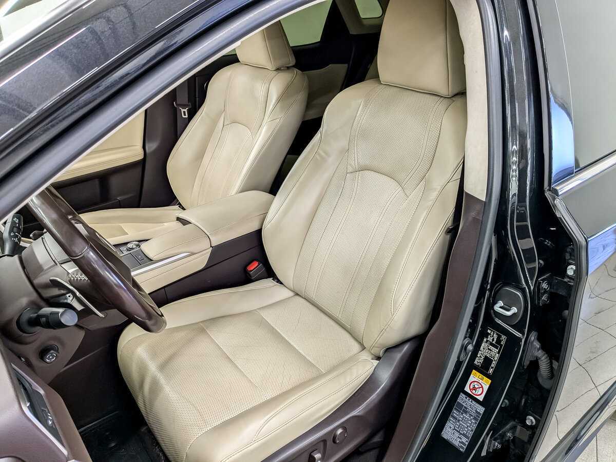 Lexus RX с пробегом — 2019 год. Фото: #19