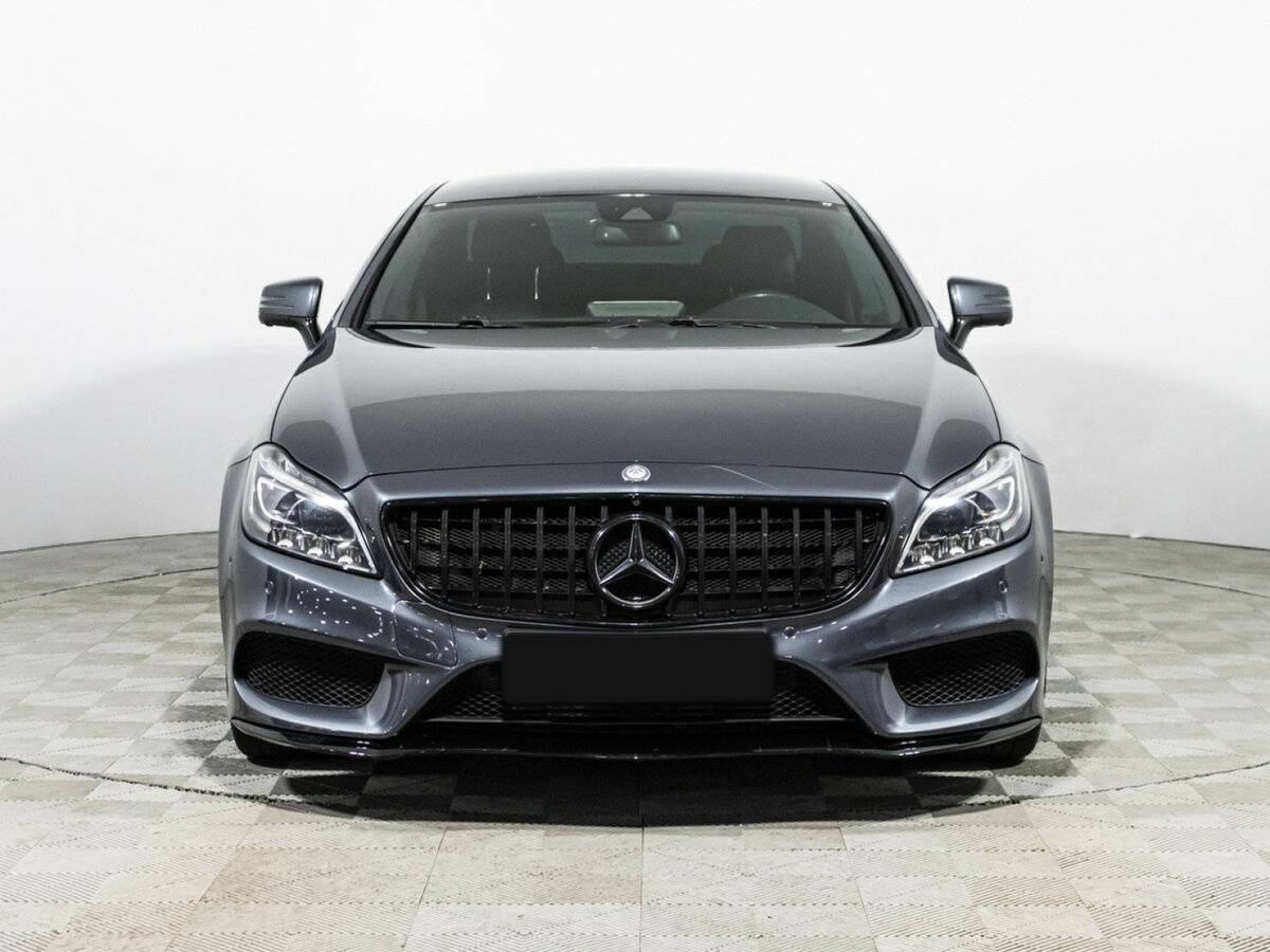 Mercedes-Benz CLS с пробегом — 2015 год. Фото: #1