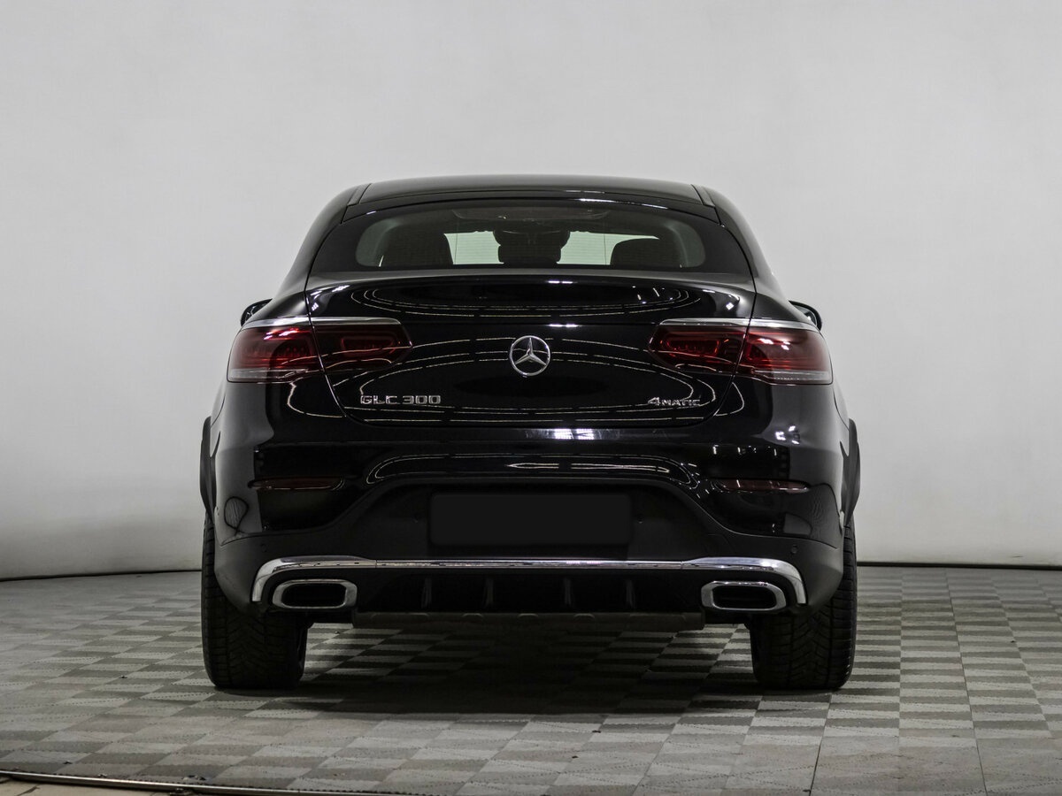 Mercedes-Benz GLC Coupe с пробегом — 2019 год. Фото: #4