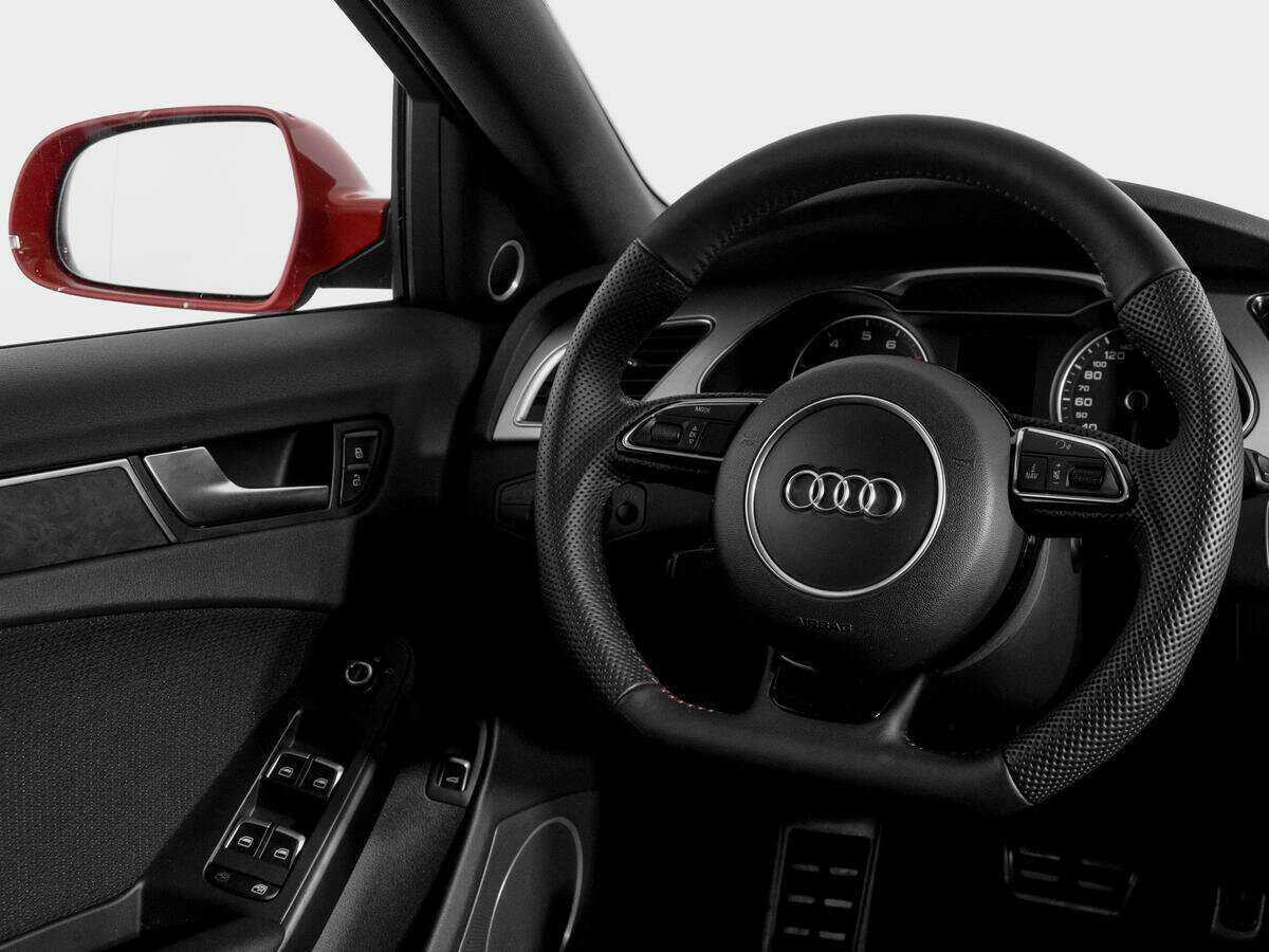 Audi A4 с пробегом — 2015 год. Фото: #13