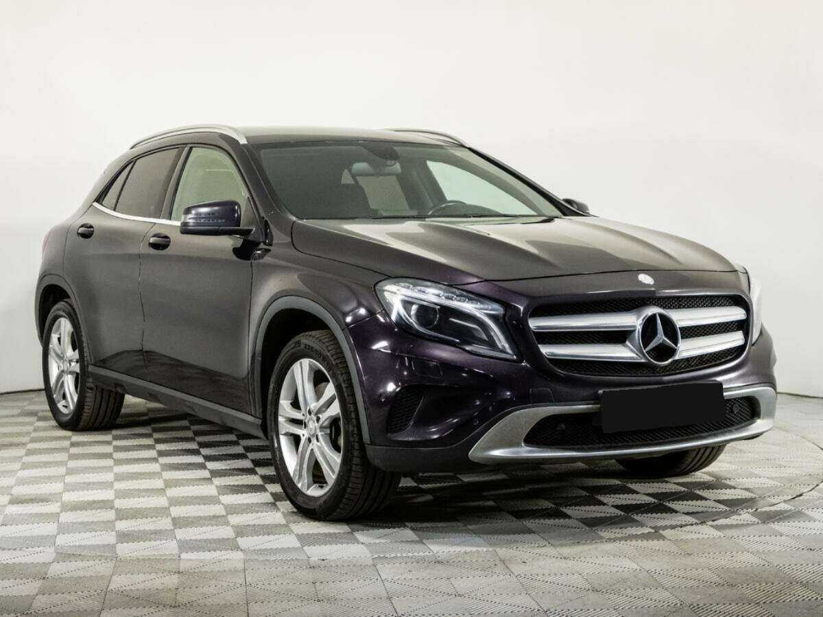 Mercedes-Benz GLA с пробегом — 2015 год. Фото: #2