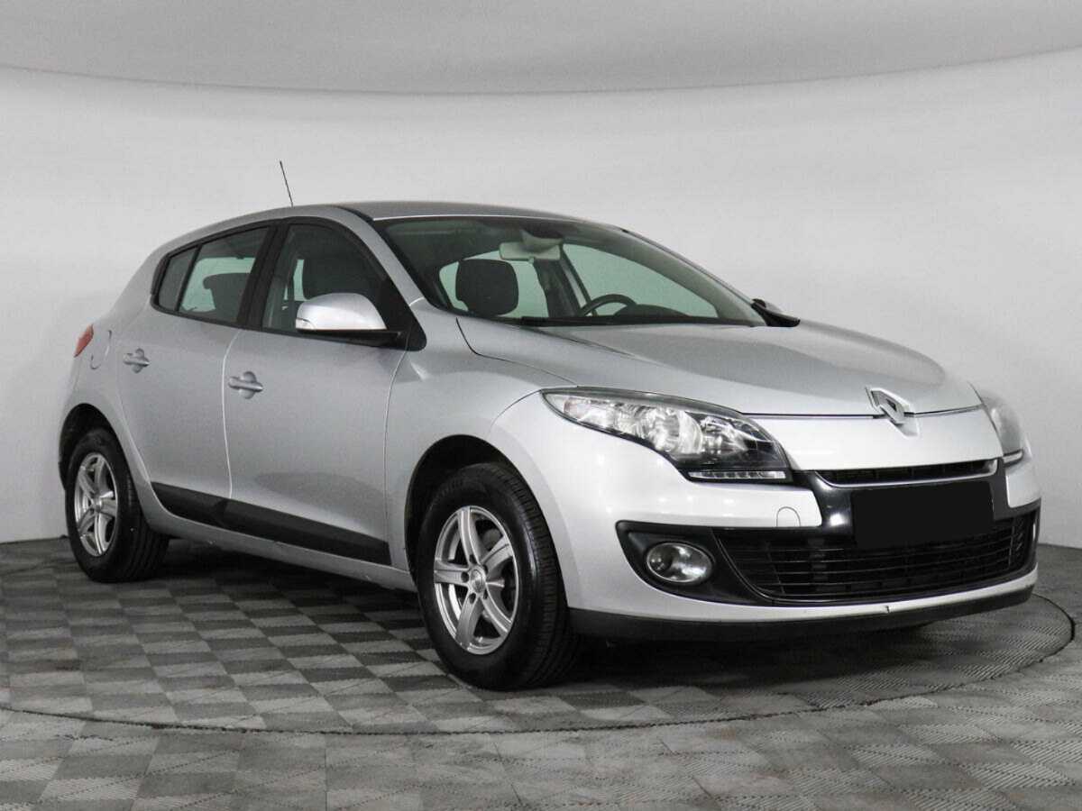 Renault Megane с пробегом — 2012 год. Фото: #2