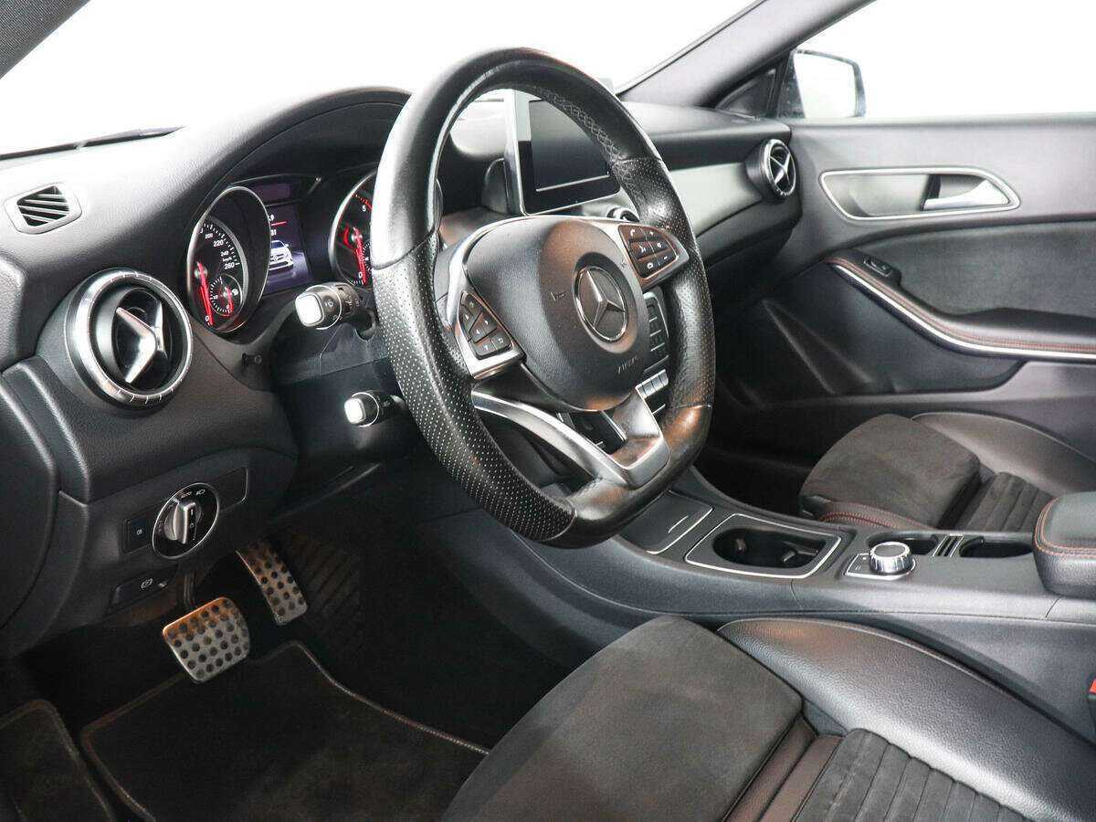 Mercedes-Benz CLA с пробегом — 2018 год. Фото: #8