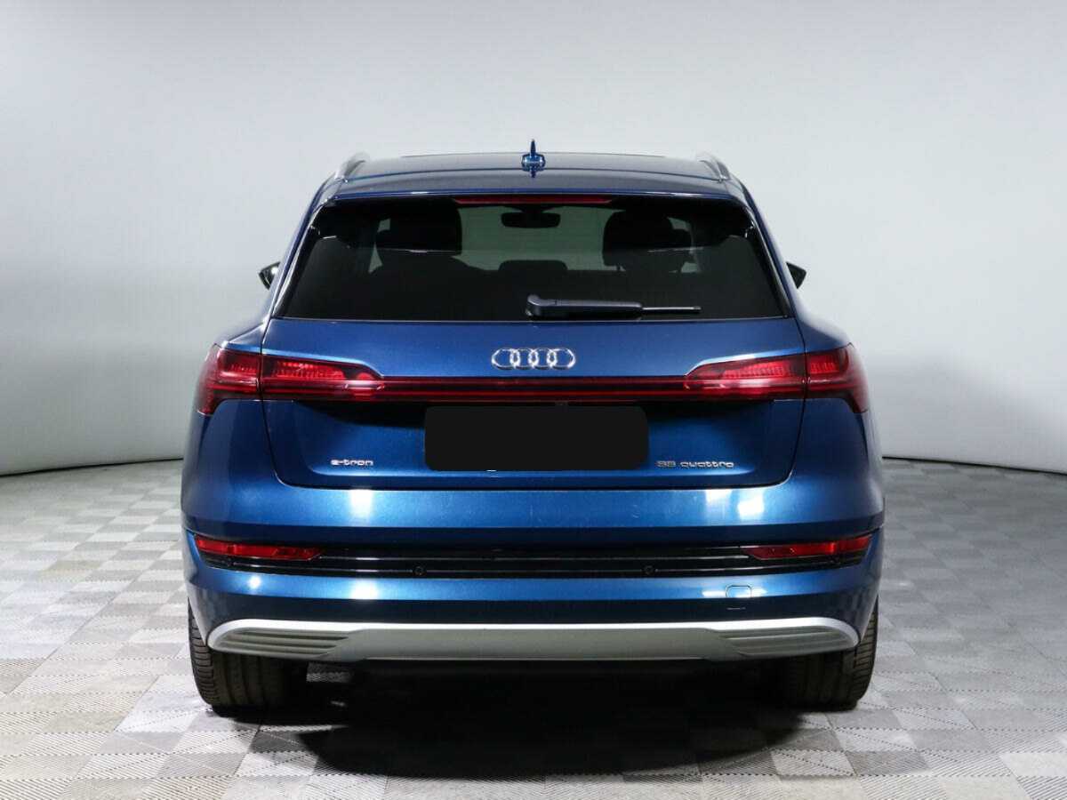 Audi e-tron с пробегом — 2019 год. Фото: #4