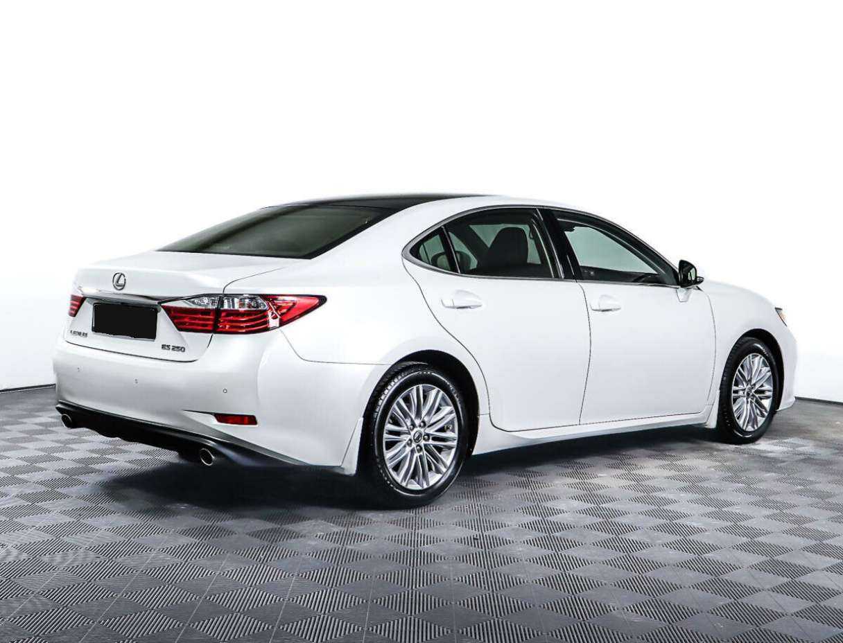 Lexus ES с пробегом — 2013 год. Фото: #4