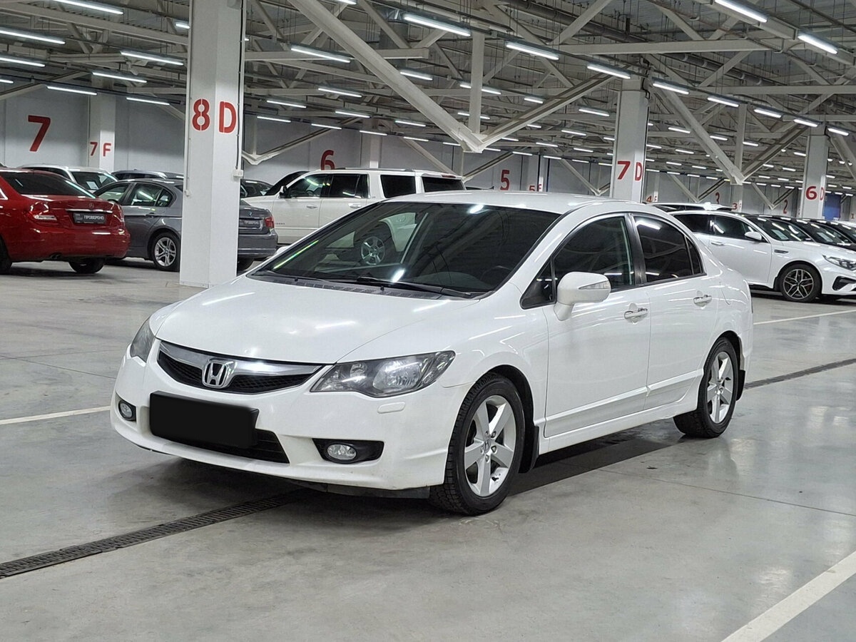Honda Civic с пробегом — 2010 год. Посмотреть фото