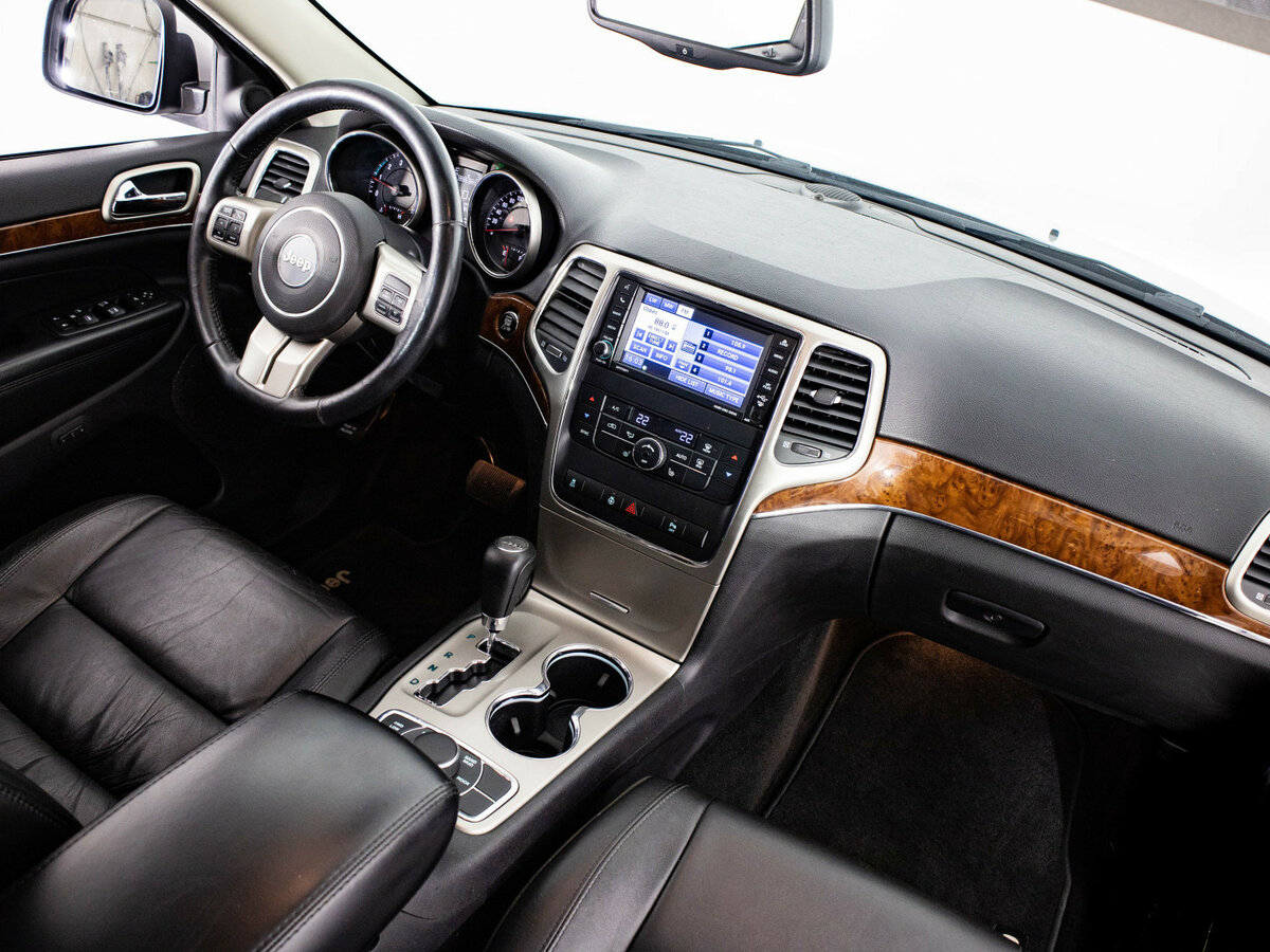 Jeep Grand Cherokee с пробегом — 2012 год. Фото: #13