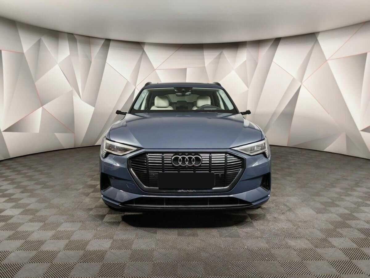 Audi e-tron Sportback с пробегом — 2021 год. Фото: #6