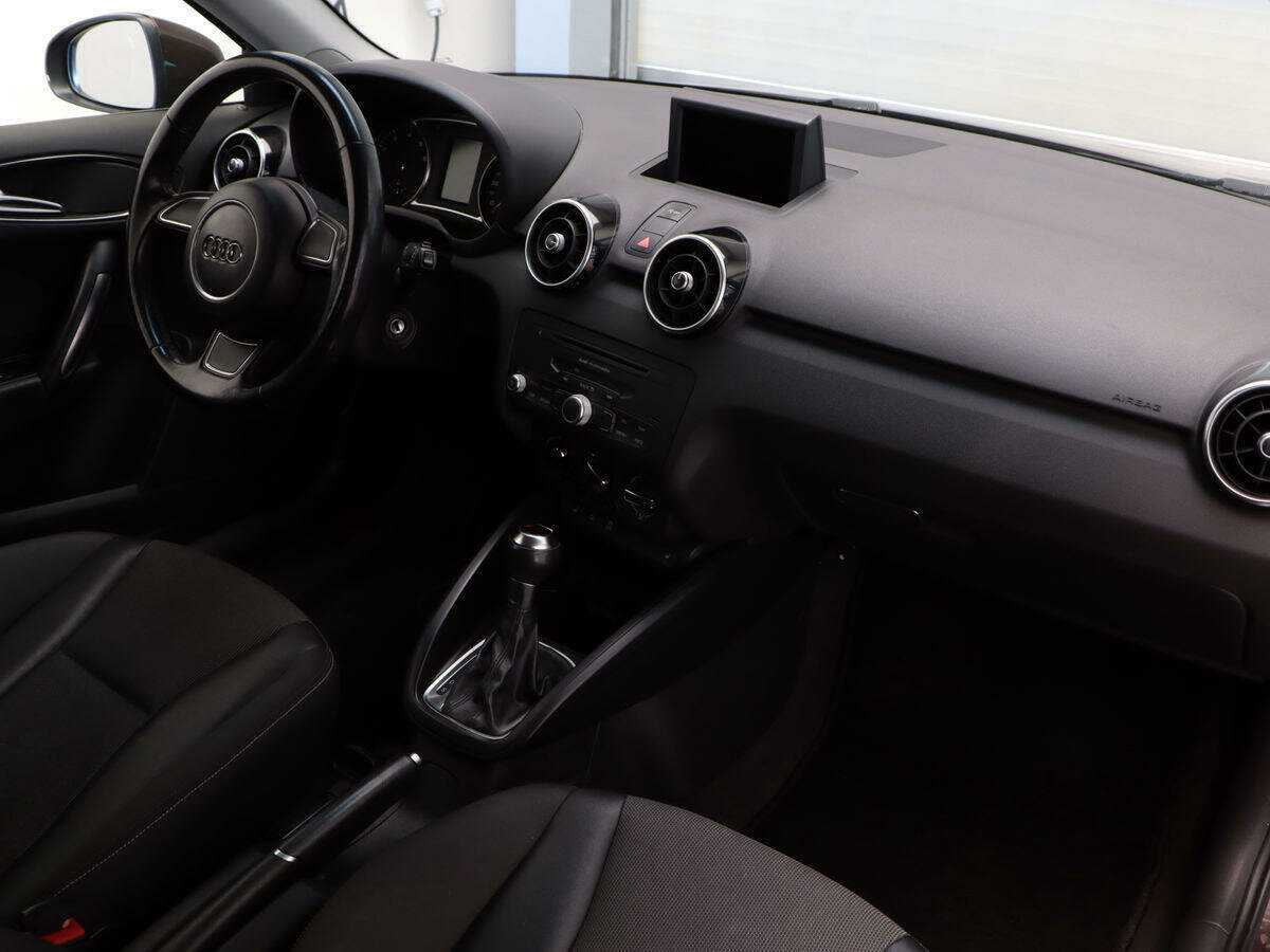 Audi A1 с пробегом — 2011 год. Фото: #6