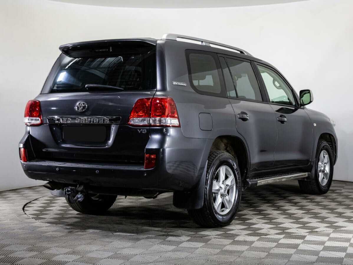 Toyota Land Cruiser с пробегом — 2011 год. Фото: #4