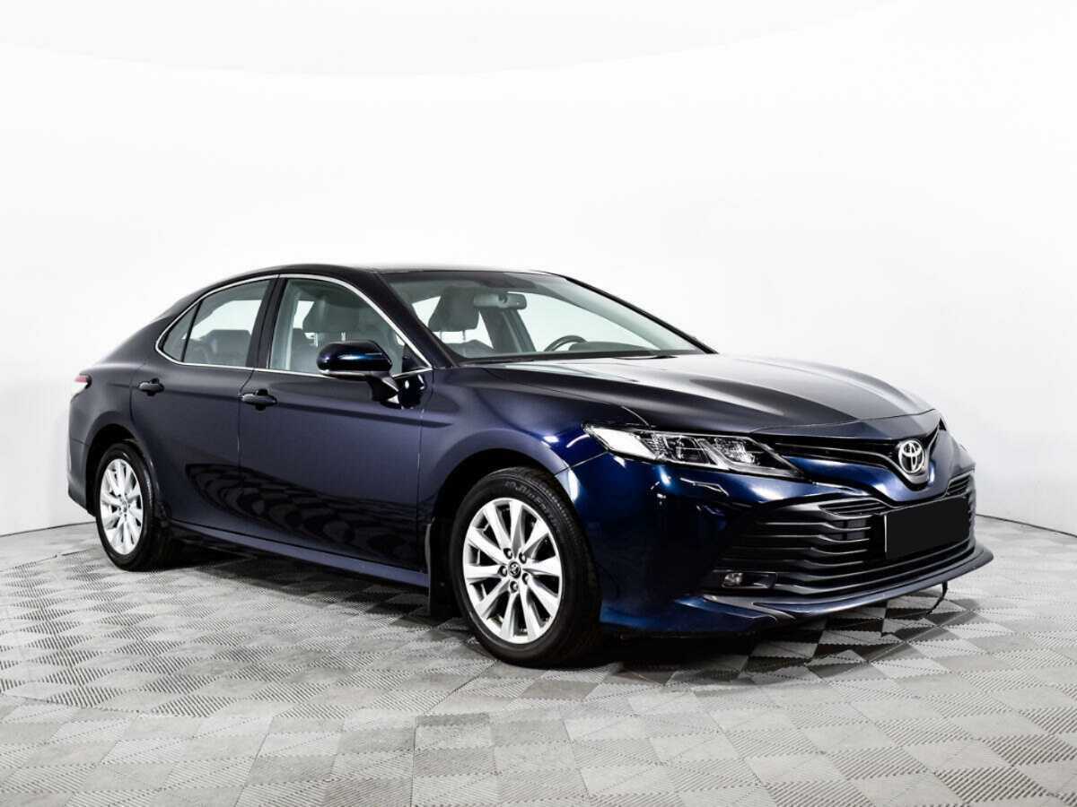 Toyota Camry с пробегом — 2019 год. Фото: #2