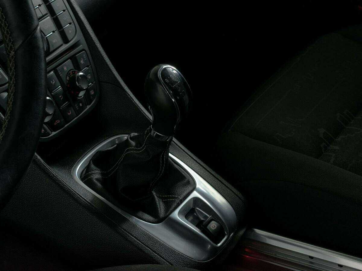 Opel Meriva с пробегом — 2013 год. Фото: #13