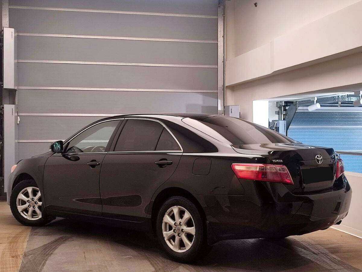 Toyota Camry с пробегом — 2010 год. Фото: #5