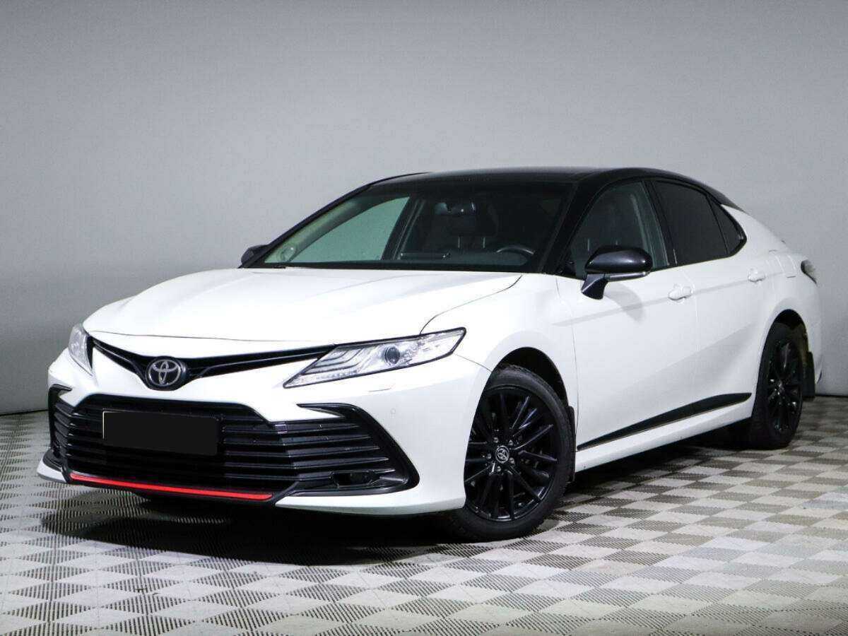 Toyota Camry с пробегом — 2021 год. Фото: #0