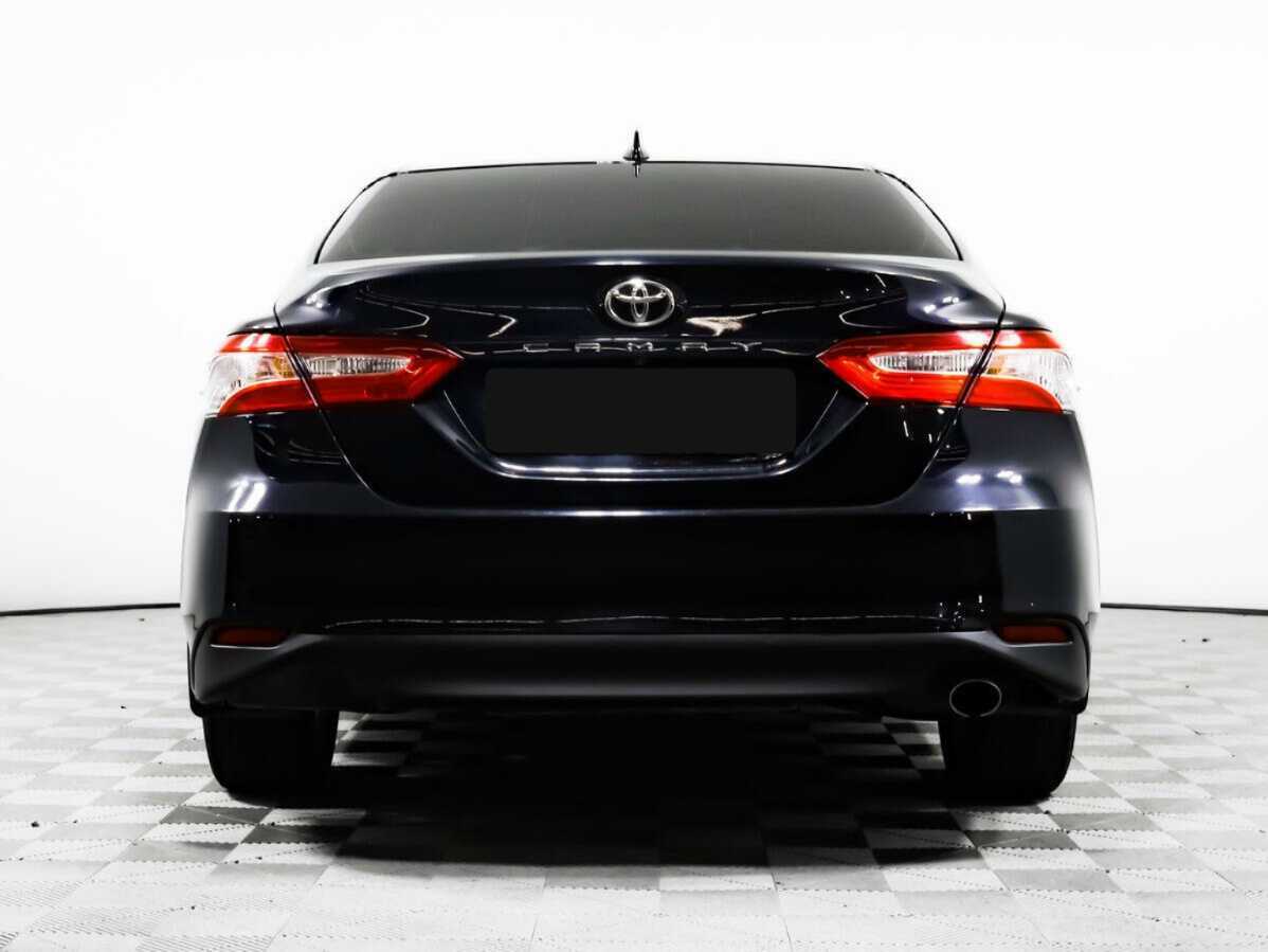 Toyota Camry с пробегом — 2019 год. Фото: #5