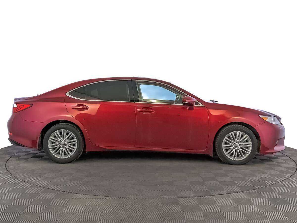 Lexus ES с пробегом — 2013 год. Фото: #3