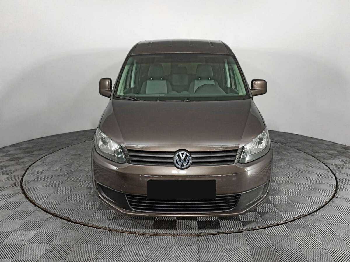 Volkswagen Caddy с пробегом — 2013 год. Фото: #1