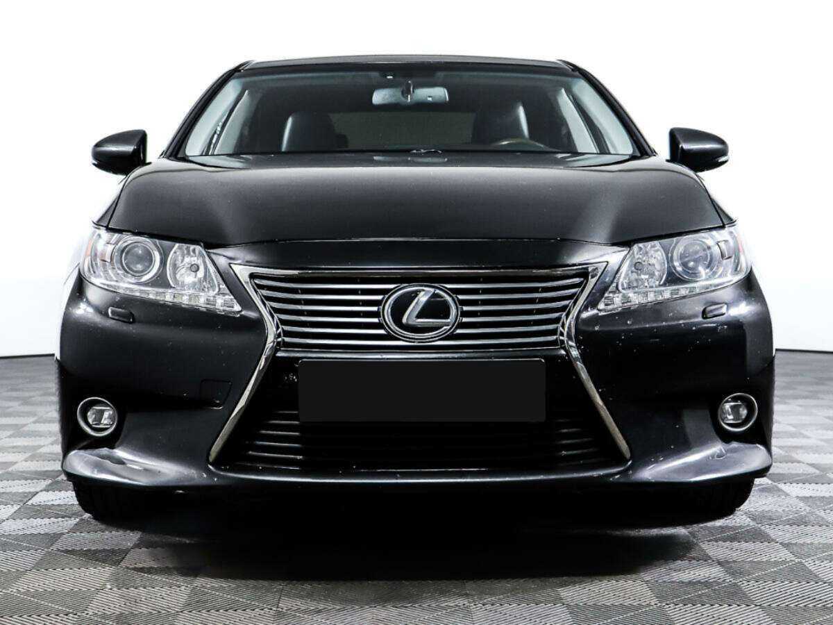 Lexus ES с пробегом — 2014 год. Фото: #1