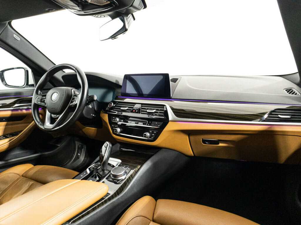 BMW 5 серии с пробегом — 2019 год. Фото: #8