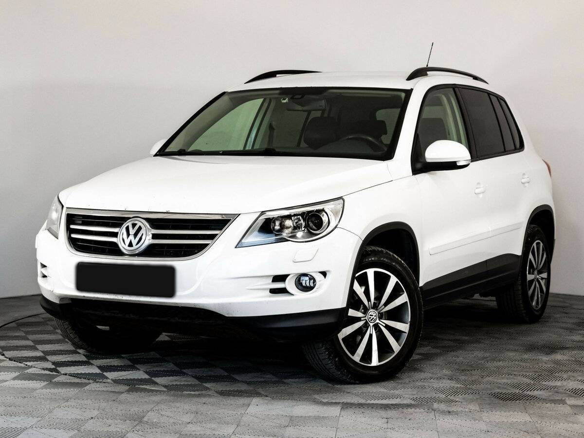Volkswagen Tiguan с пробегом — 2010 год. Фото: #0