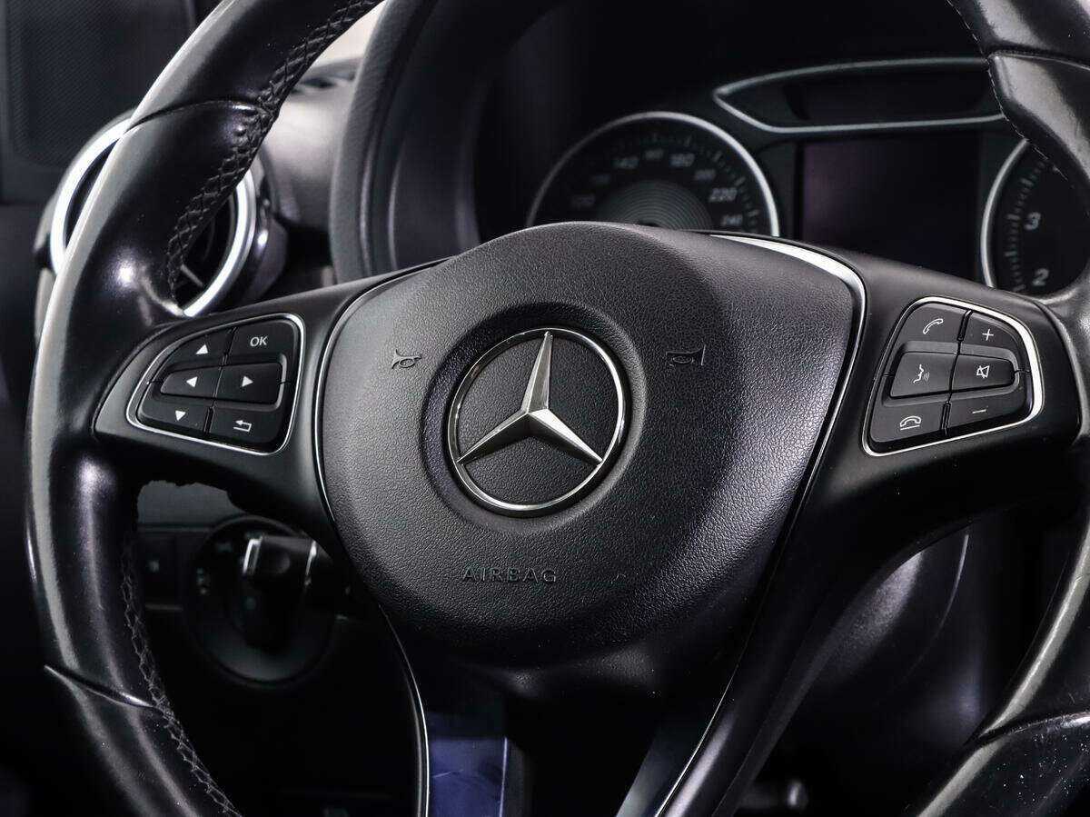 Mercedes-Benz B-Класс с пробегом — 2015 год. Фото: #12
