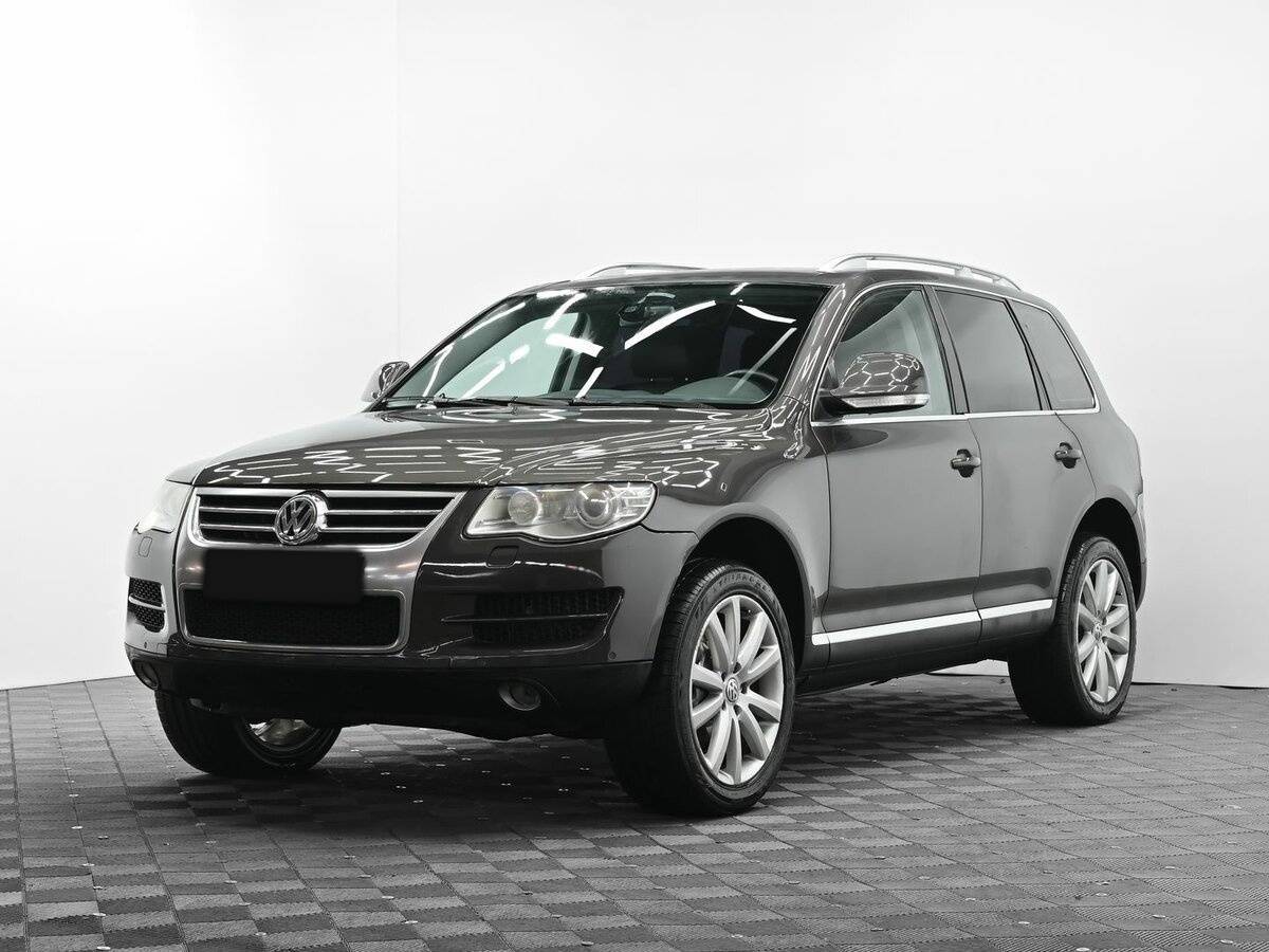 Volkswagen Touareg с пробегом — 2010 год. Посмотреть фото