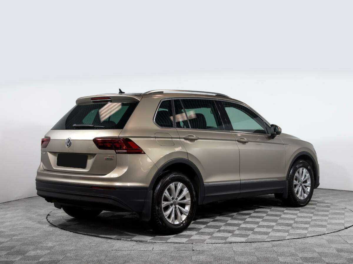 Volkswagen Tiguan с пробегом — 2017 год. Фото: #3