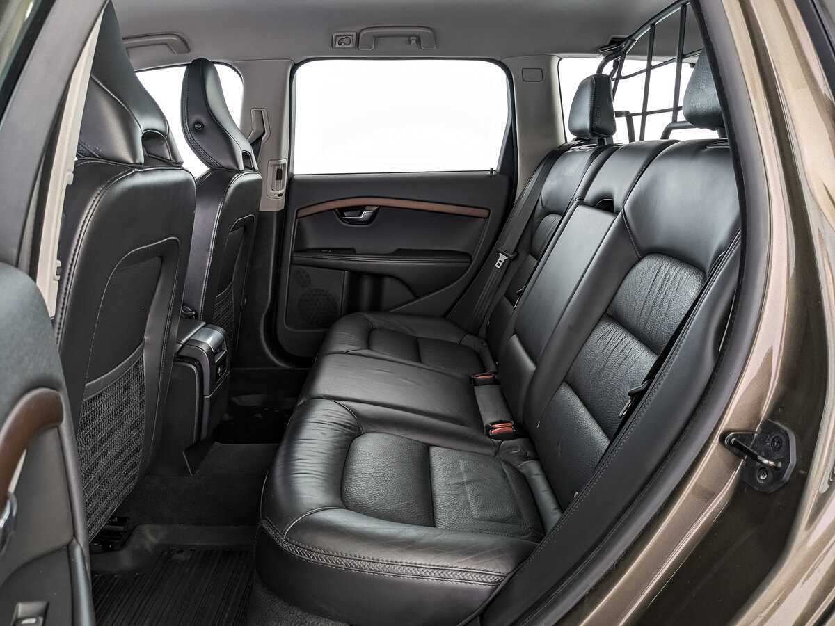 Volvo XC70 с пробегом — 2011 год. Фото: #13