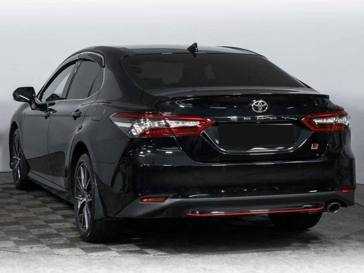 Toyota Camry с пробегом — 2022 год. Фото: #6