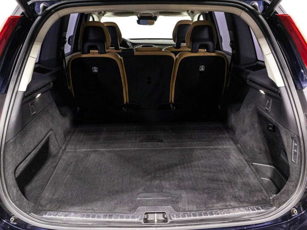 Volvo XC90 с пробегом — 2015 год. Фото: #14