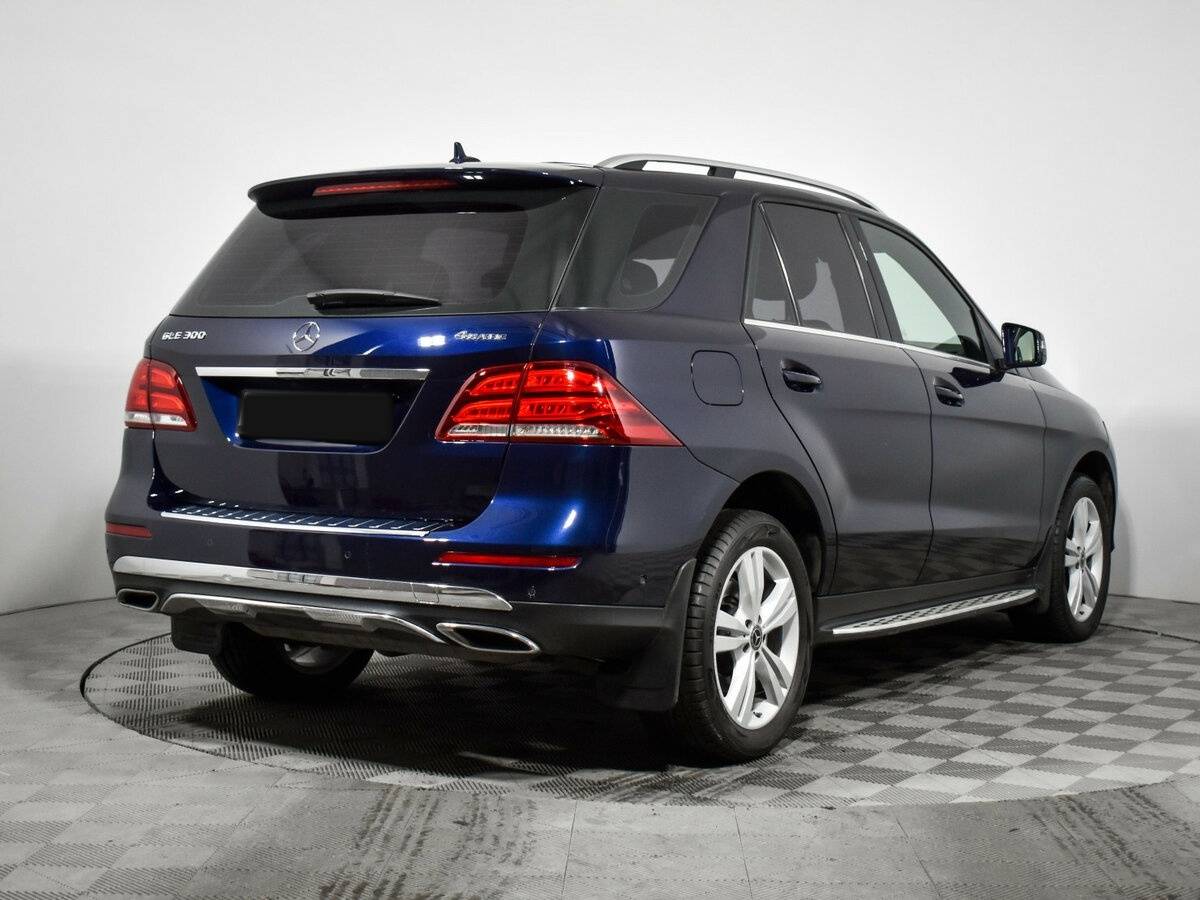 Mercedes-Benz GLE с пробегом — 2017 год. Фото: #3