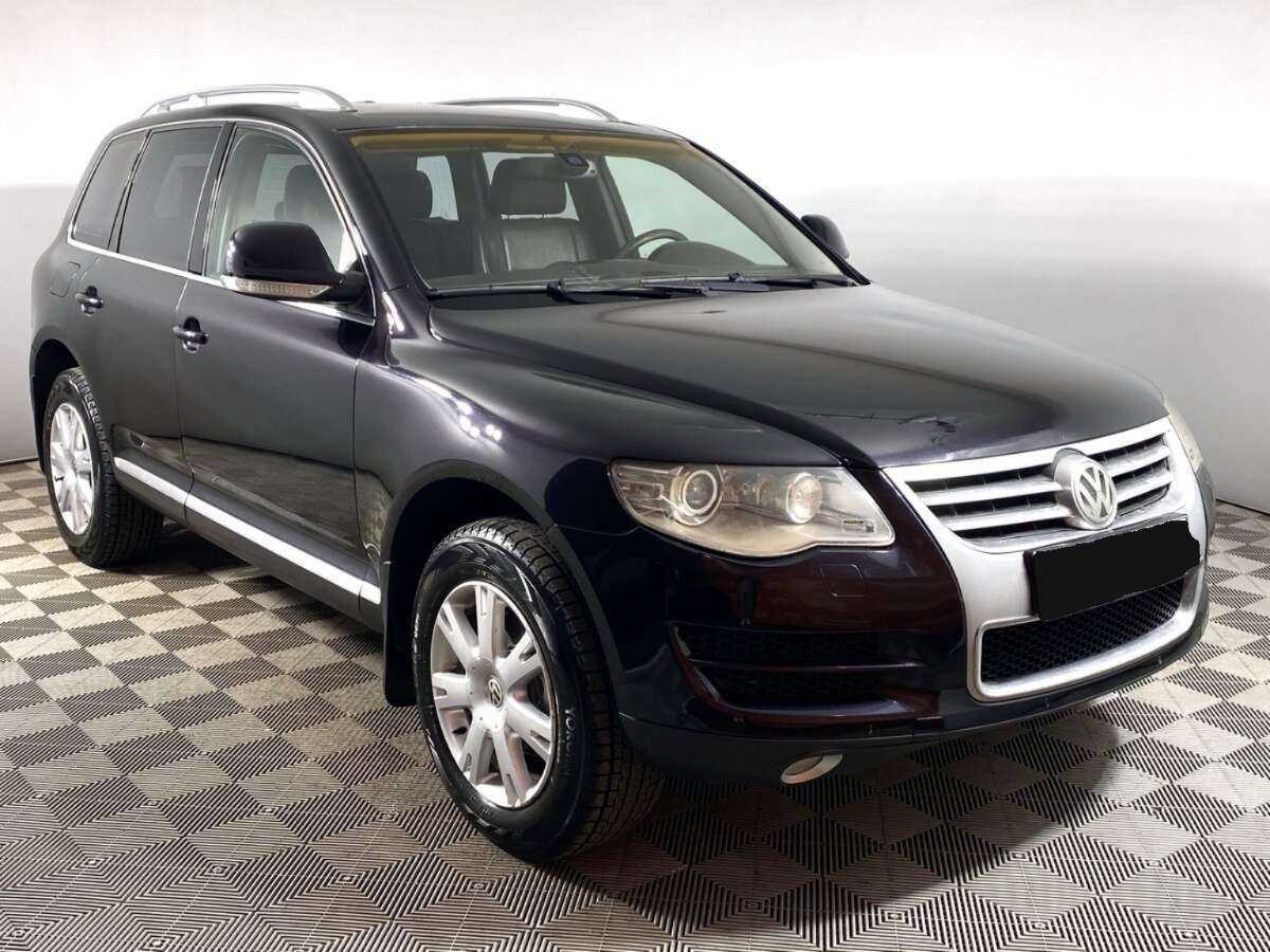 Volkswagen Touareg с пробегом — 2008 год. Фото: #1
