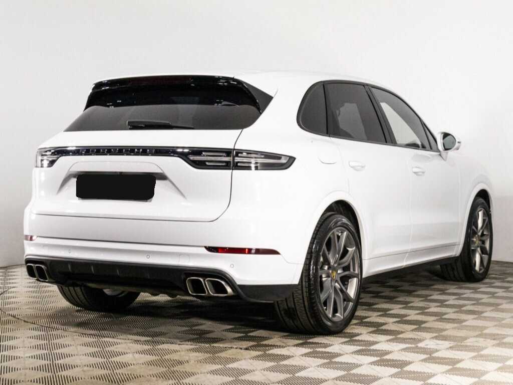 Porsche Cayenne с пробегом — 2018 год. Фото: #3