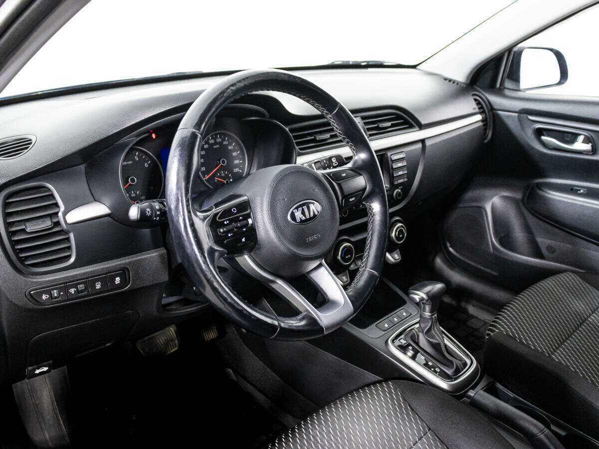 Kia Rio с пробегом — 2018 год. Фото: #10