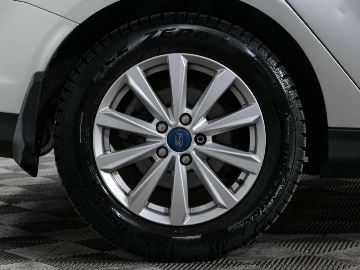 Ford Focus с пробегом — 2011 год. Фото: #15