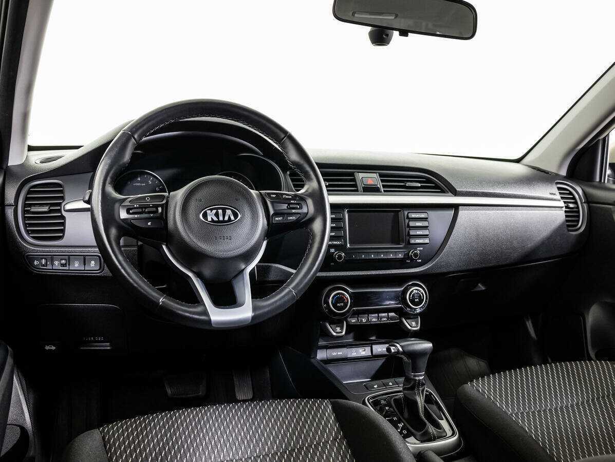 Kia Rio с пробегом — 2019 год. Фото: #8