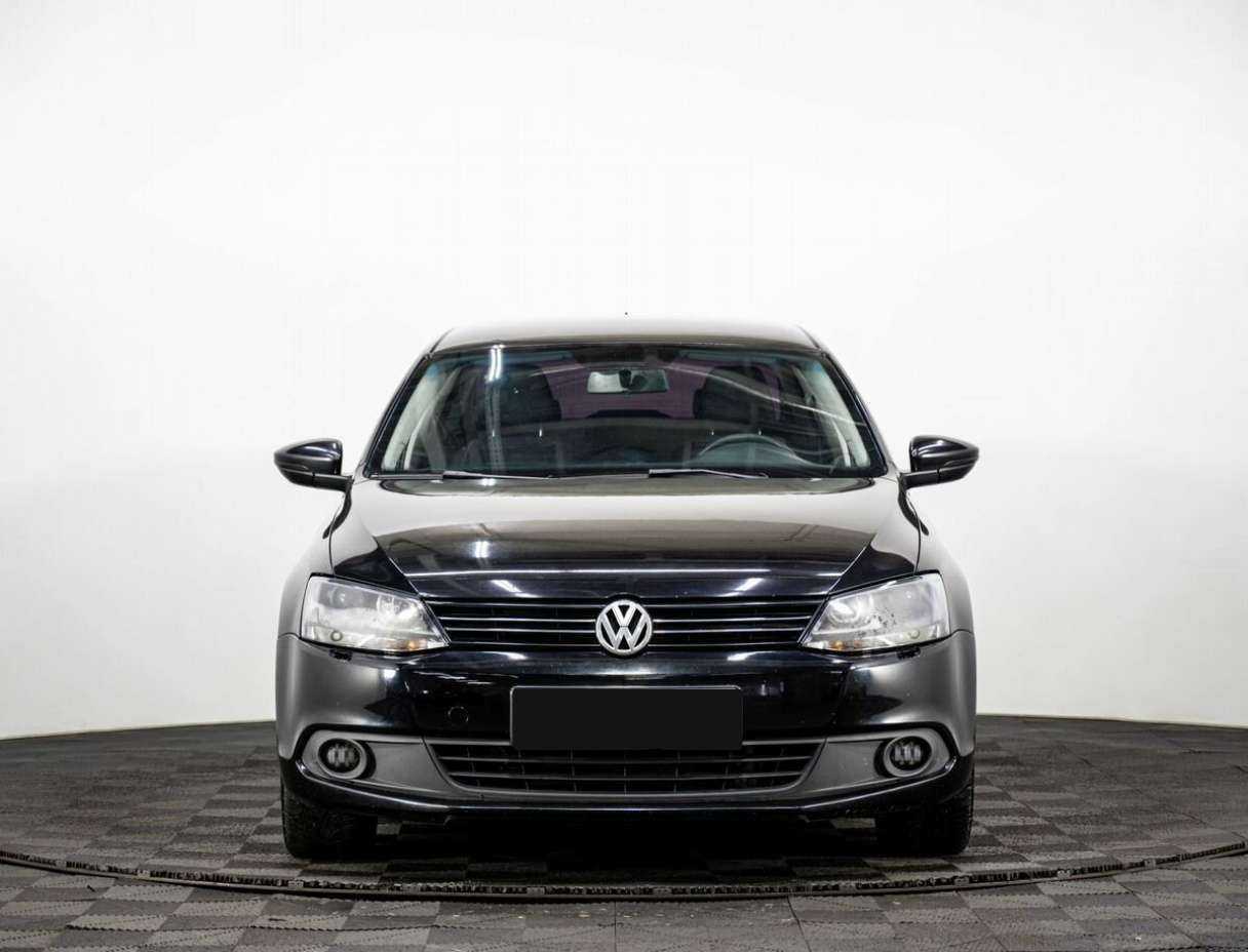 Volkswagen Jetta с пробегом — 2011 год. Фото: #1