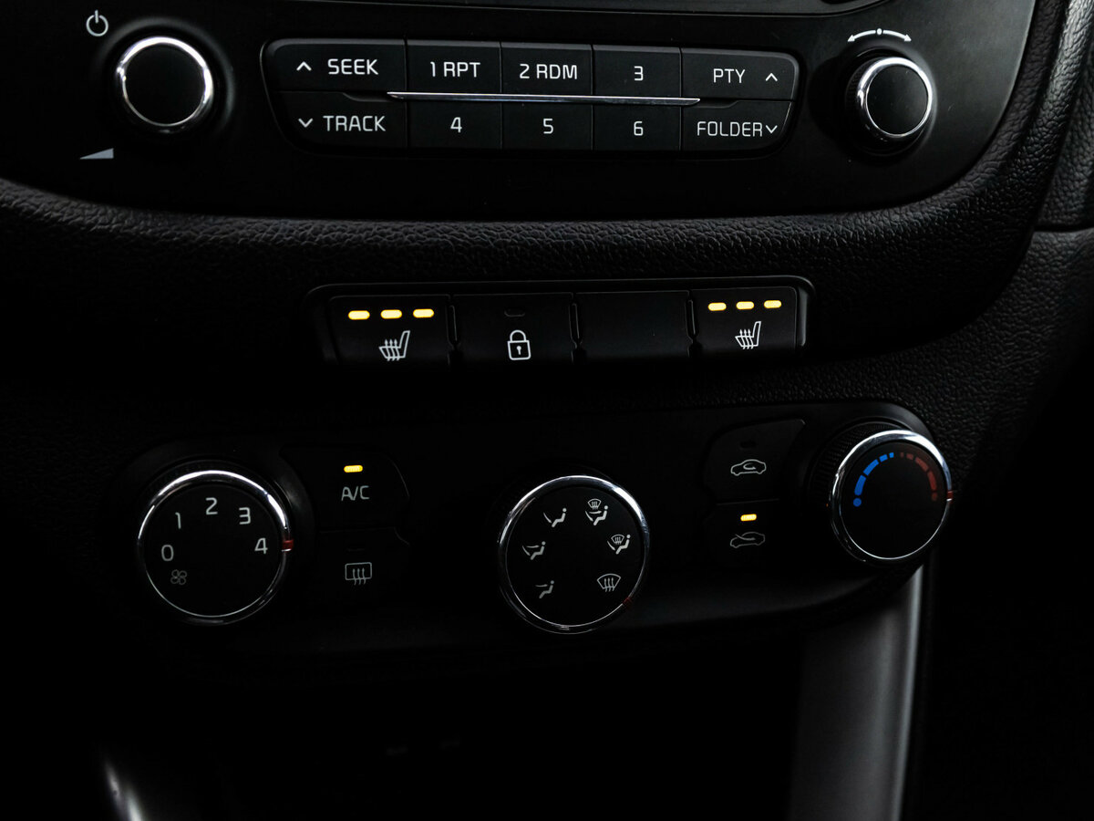 Kia Ceed с пробегом — 2014 год. Фото: #10
