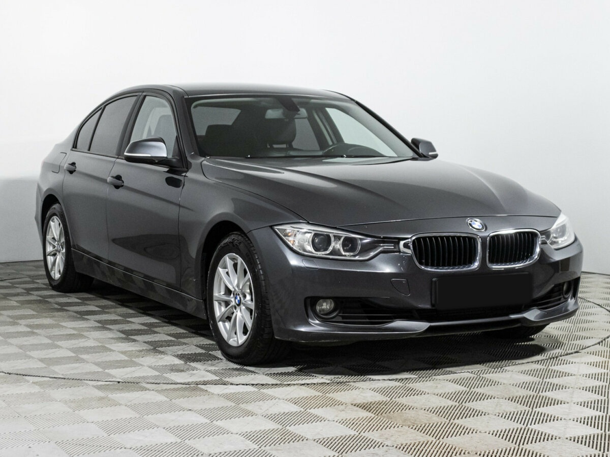 BMW 3 серии с пробегом — 2014 год. Фото: #2