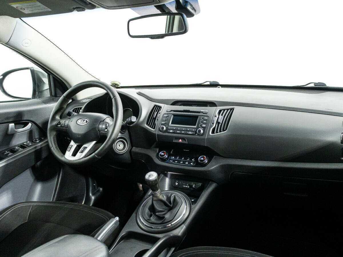 Kia Sportage с пробегом — 2011 год. Фото: #8