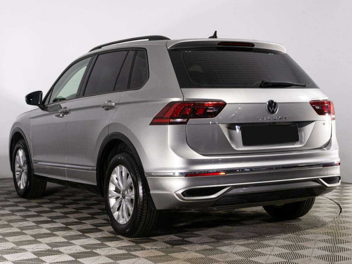 Volkswagen Tiguan с пробегом — 2021 год. Фото: #6