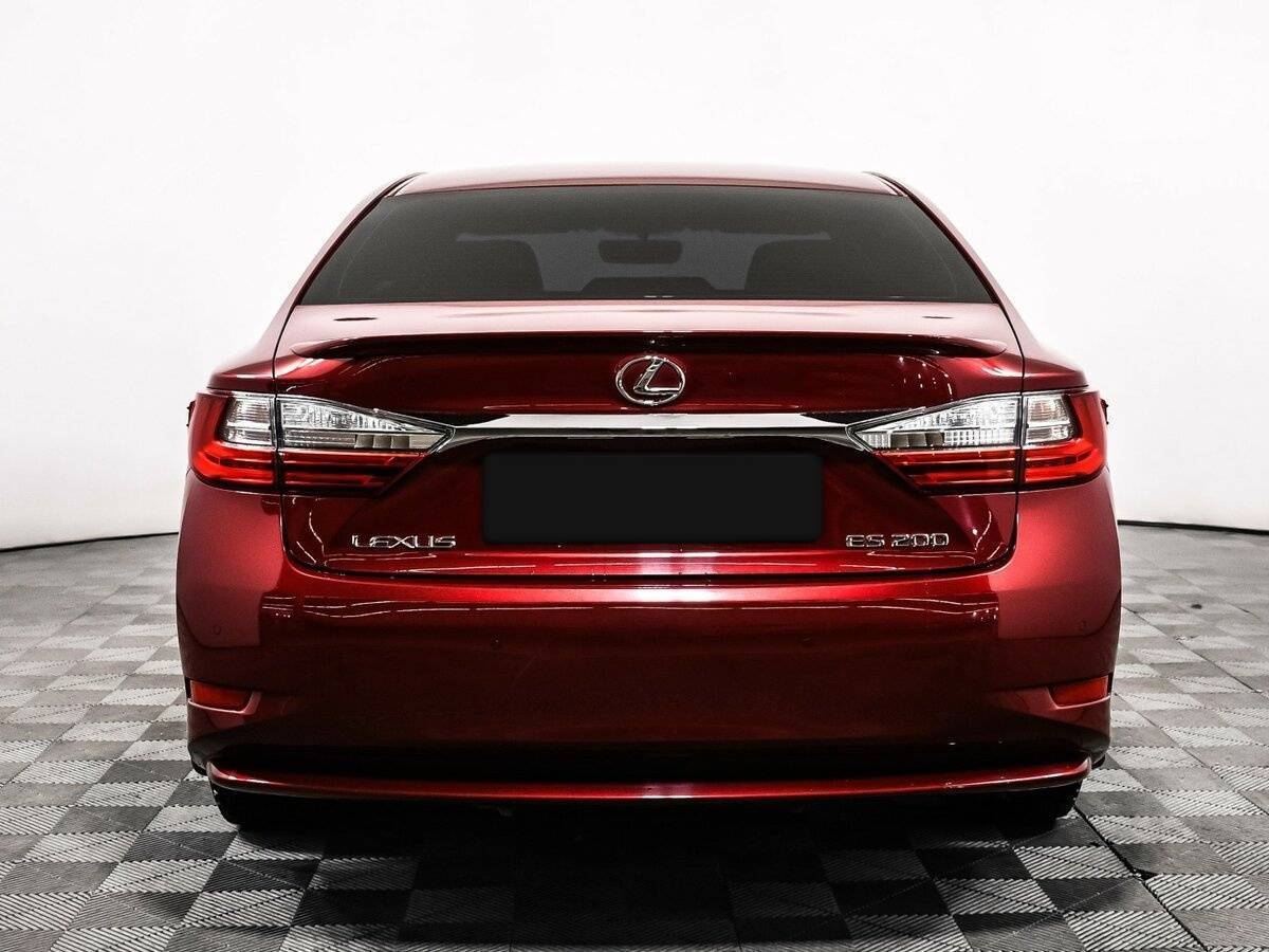 Lexus ES с пробегом — 2016 год. Фото: #5