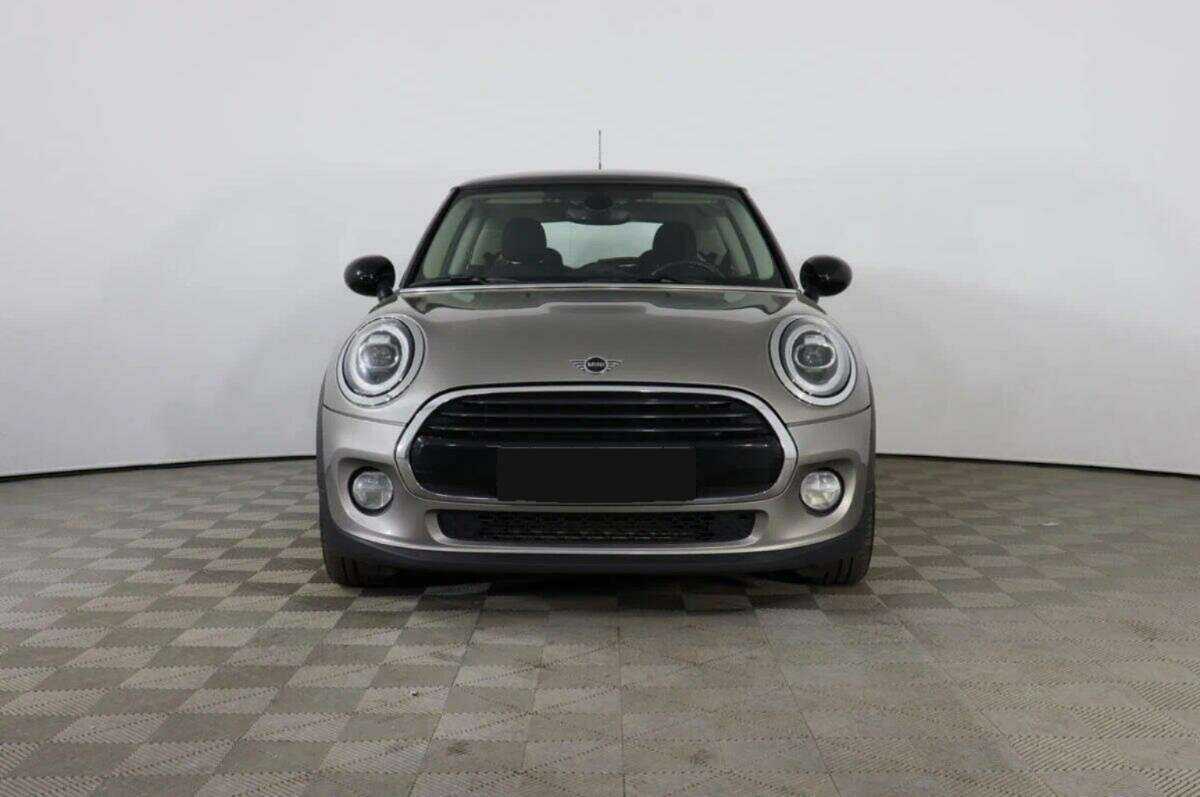 Mini Hatch с пробегом — 2018 год. Фото: #1