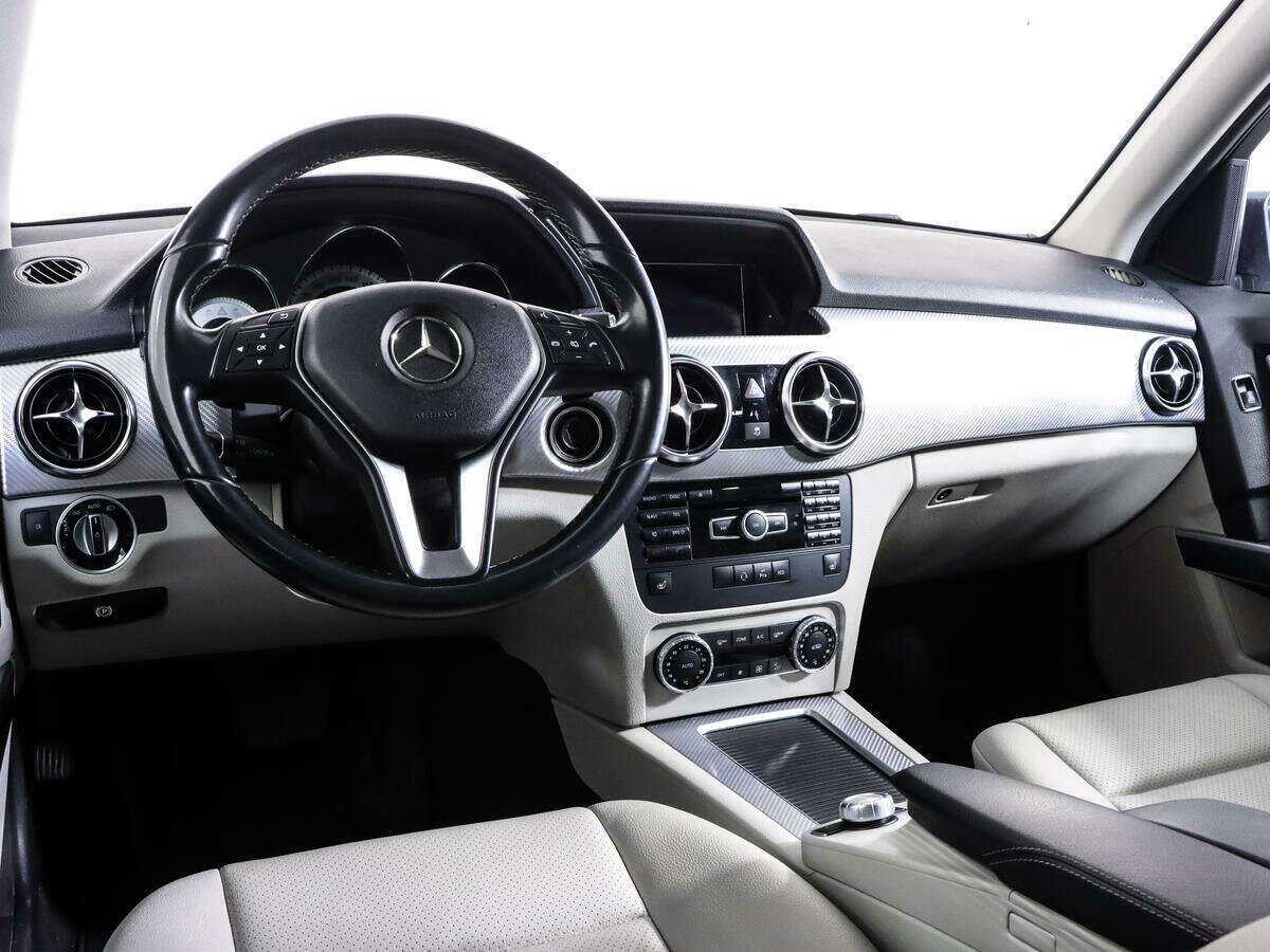 Mercedes-Benz GLK-Класс с пробегом — 2014 год. Фото: #8