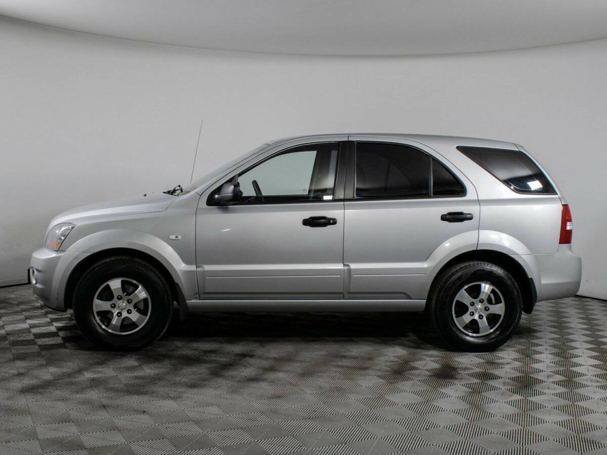 Kia Sorento с пробегом — 2007 год. Фото: #7