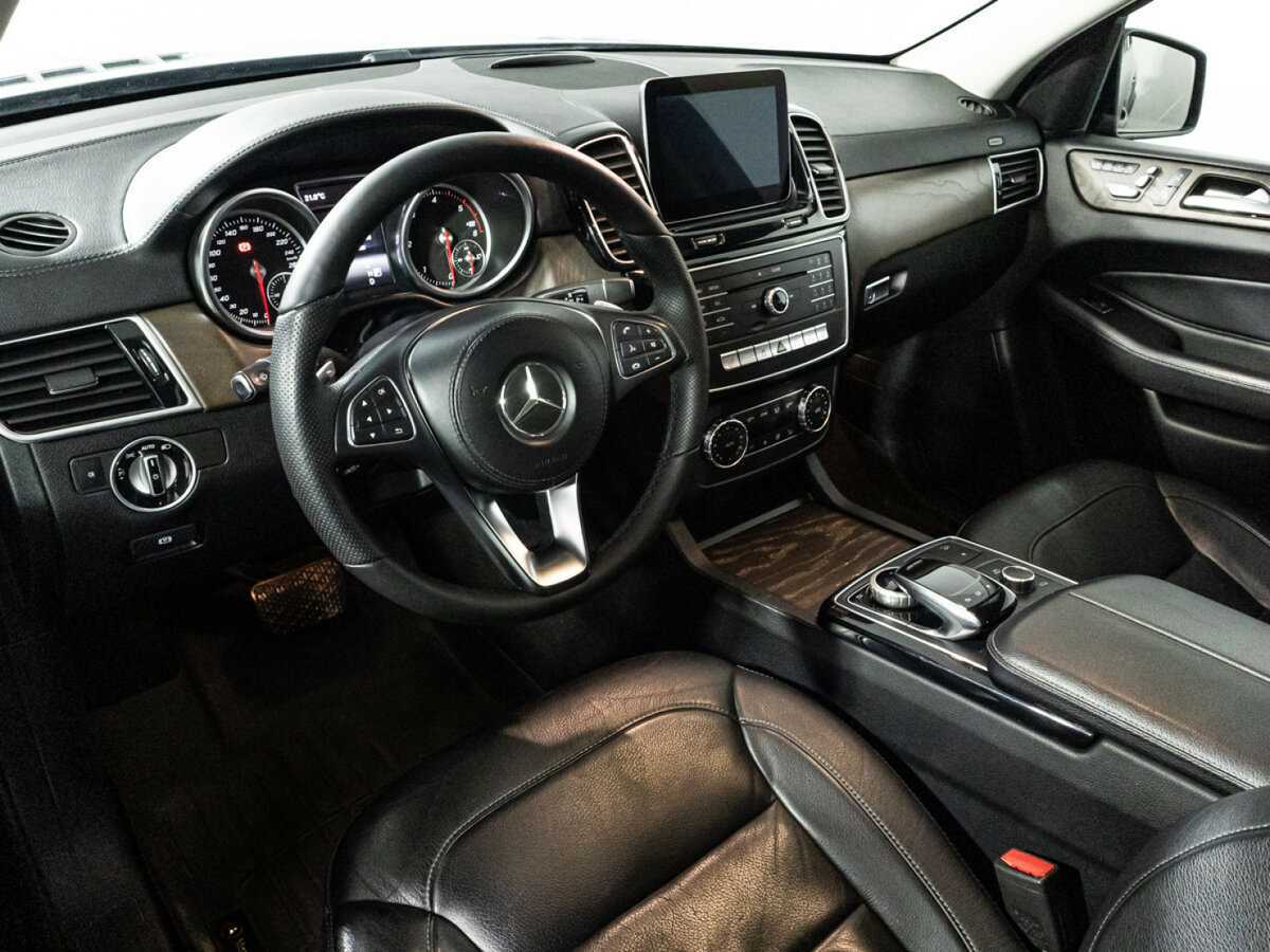 Mercedes-Benz GLS с пробегом — 2016 год. Фото: #8