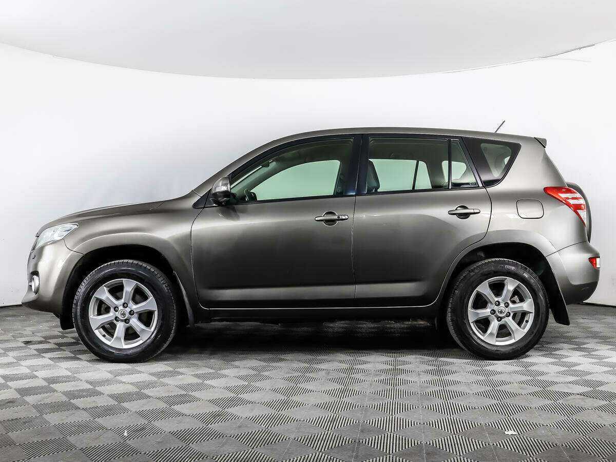 Toyota RAV4 с пробегом — 2011 год. Фото: #7