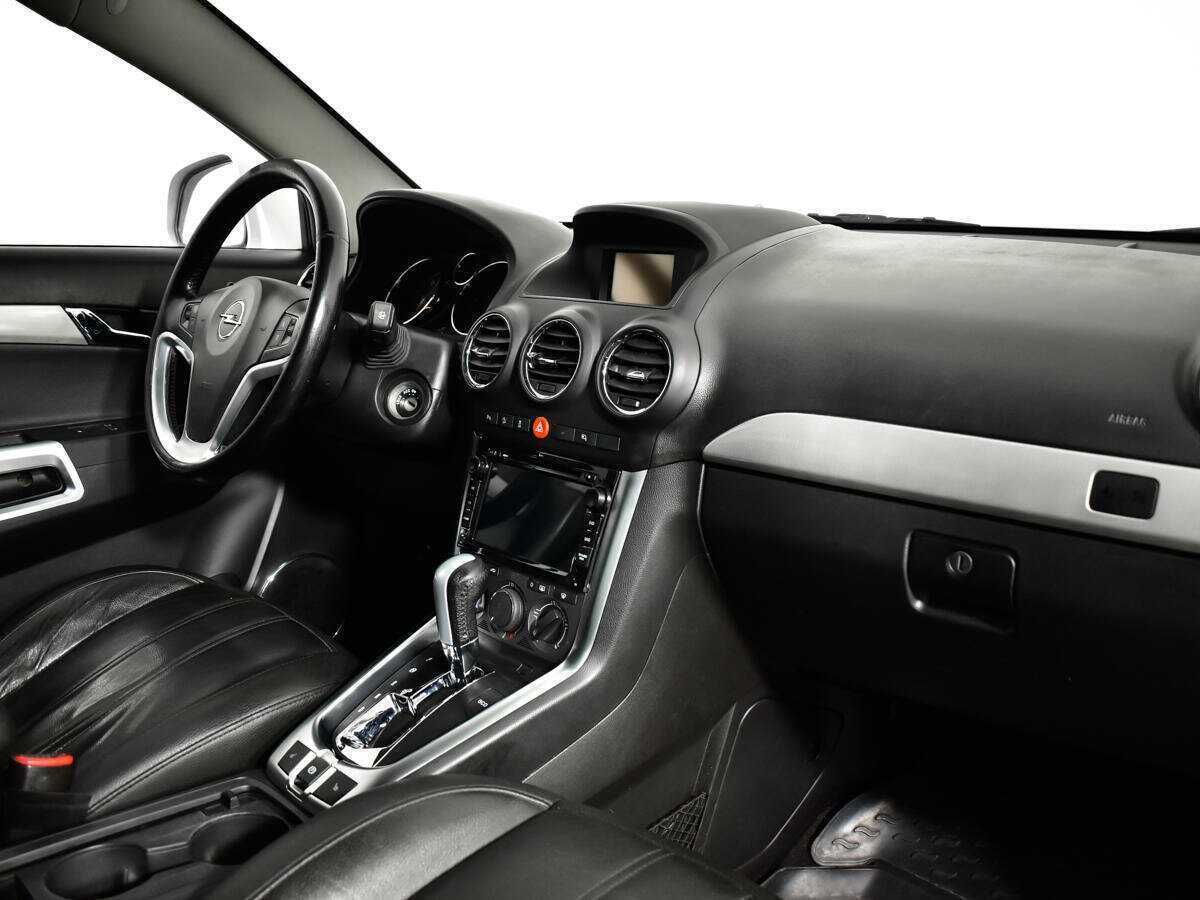 Opel Antara с пробегом — 2012 год. Фото: #8