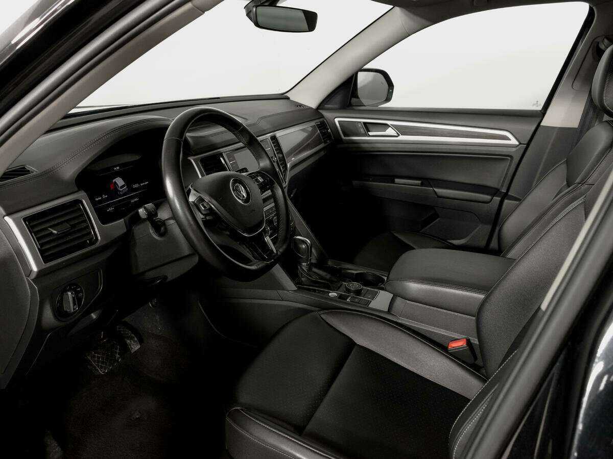 Volkswagen Teramont с пробегом — 2018 год. Фото: #14